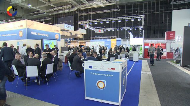 Embedded thumbnail for 500 Aussteller auf der Baufachmesse Bautec in Berlin